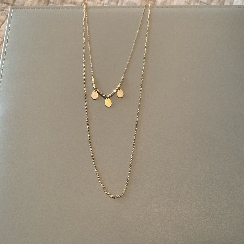 Gold colored Necklace